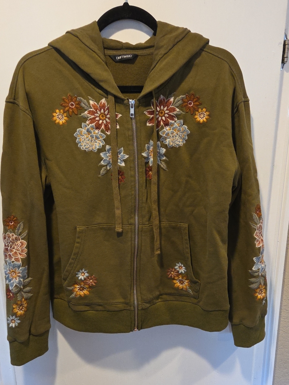 Driftwood Floral Embroidered Hoodie L